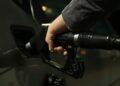 Carburanții cresc din nou la Petrom: a doua scumpire în 48 de ore. Motorina sare peste 8 lei pe litru
