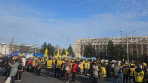 Sindicatele contestă noua formă a proiectului Legii salarizării