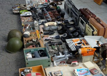 Boom-ul vânzărilor second-hand în România: ce se caută și cum poți face profit cu lucrurile vechi din casă