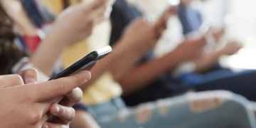 Virus periculos pe Android: zeci de mii de telefoane sunt deja infectate