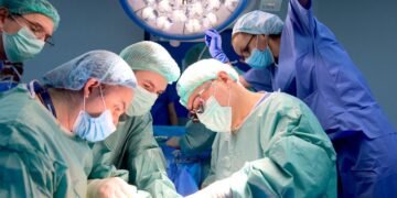 În cea mai grea clipă, un soț a transformat durerea în speranță și a salvat mai multe vieți: a acceptat ca organele soției să fie donate