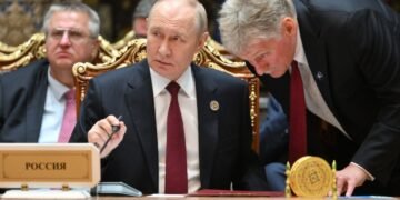 Kremlinul anunță că Rusia nu va participa la negocierile dintre Ucraina și SUA