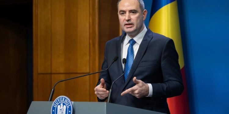Guvernul închide o portiță a evaziunii: firmele cu datorii nu mai pot fi „paseate” către persoane vulnerabile