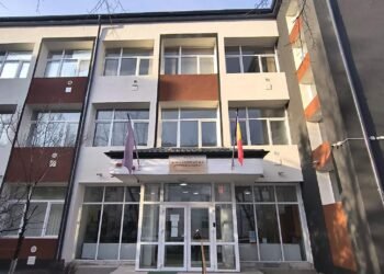 Continuă lucrările de eficientizare energetică la Școala Gimnazială „George Coșbuc” din Dacia