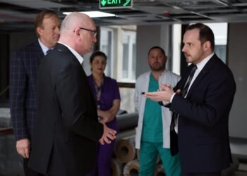 Ministrul Sănătății laudă Spitalul Orășenesc Buhuși: „Un exemplu de bună practică în sistemul medical”