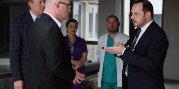 Ministrul Sănătății laudă Spitalul Orășenesc Buhuși: „Un exemplu de bună practică în sistemul medical”