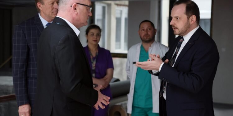 Ministrul Sănătății laudă Spitalul Orășenesc Buhuși: „Un exemplu de bună practică în sistemul medical”