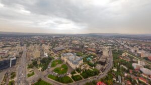 Iașul intră din nou în șantier: zona Palatului Culturii se schimbă radical. Se modifică sensurile și traseele tramvaielor