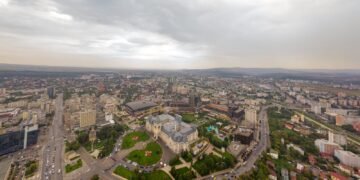 Revoluție în traficul din centrul Iașului! Primăria scoate la licitație șantierul care va schimba circulația din jurul Palatului Culturii