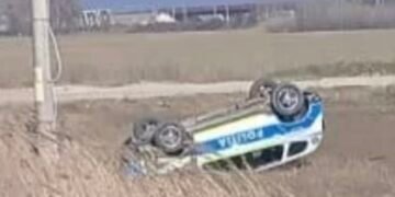 Vrancea | Autospecială de Poliție implicată într-un accident rutier în comuna Ruginești