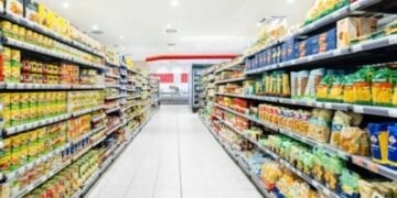 Fermierii români, obligați să vândă prin firme offshore pentru a ajunge în supermarketuri