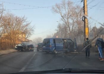 Accident cu victime în comuna Miroslava. Două mașini implicate