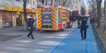 VIDEO-O oală uitată pe foc a pus în alertă pompierii în Piața Voievozilor, Iași