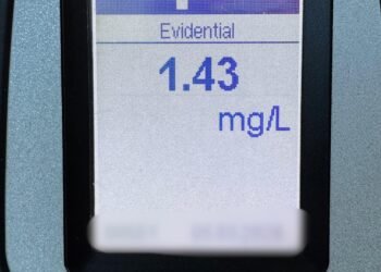 Șofer depistat cu 1,43 mg/l alcool în aerul expirat, în localitatea Sascut