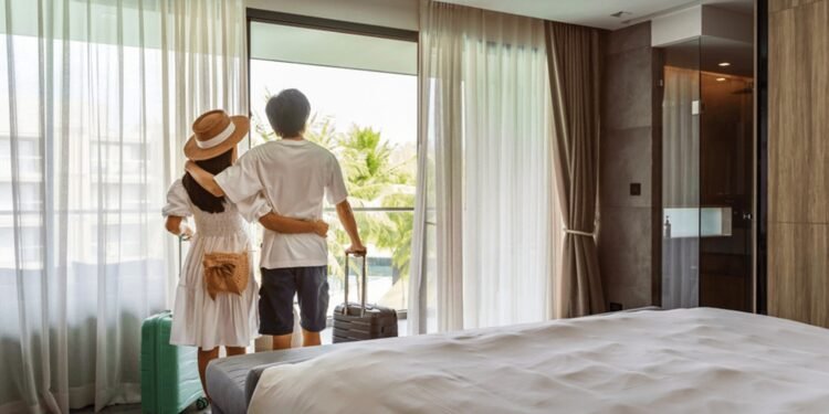 Trucul care îți poate face vacanța mai confortabilă: de ce să alegi o cameră dublă chiar dacă călătorești singur