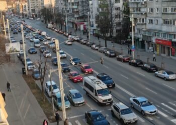 Trafic infernal în Iasi: coloane de mașini pe sensul spre Pacurari
