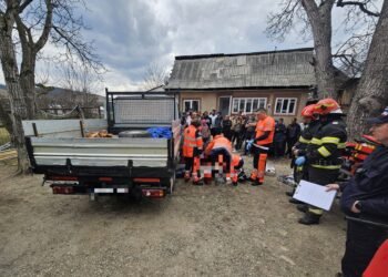 Accident tragic în Crăcăoani: un bărbat a murit după ce a fost strivit de bena unei autoutilitare