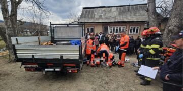 Accident tragic în Crăcăoani: un bărbat a murit după ce a fost strivit de bena unei autoutilitare