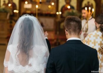 Căsătoria nu mai este o prioritate pentru români: de ce tot mai puțini aleg să se căsătorească