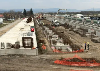 Mega-proiect de 2 miliarde € deblocat! Ministerul Transporturilor dă undă verde pentru Cluj–Oradea – cât vei face cu trenul după finalizare?