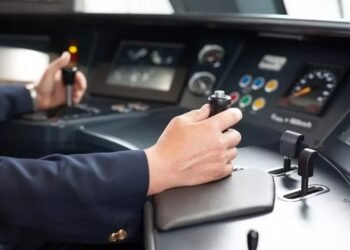 Salariu mecanic locomotivă Carpatica Feroviară: cât se câștigă și cum ajunge venitul la peste 10.000 de lei