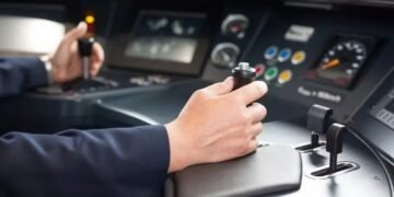 Salariu mecanic locomotivă Carpatica Feroviară: cât se câștigă și cum ajunge venitul la peste 10.000 de lei