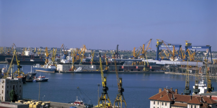 România face un pas uriaș la Marea Neagră! Portul Constanța se transformă într-un hub energetic european