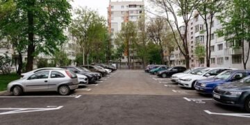 Iași și Constanța, în topul celor mai scumpe parcări rezidențiale din țară. Cât plătesc șoferii în marile orașe