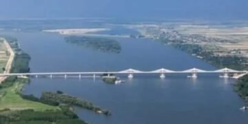 Ilie Bolojan și Volodimir Zelenski au discutat despre oportunitatea realizării unui pod peste Dunăre între Orlivka și Isaccea