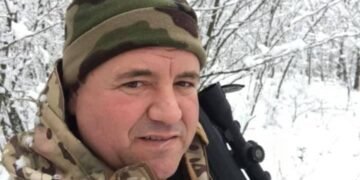Supărat pe primarița din comună, un bărbat din Codăești (jud. Vaslui) s-a împușcat acasă cu arma de vânătoare