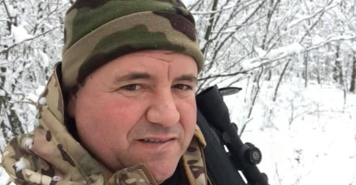 Supărat pe primarița din comună, un bărbat din Codăești (jud. Vaslui) s-a împușcat acasă cu arma de vânătoare