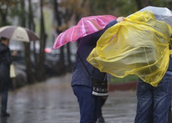 Vreme capricioasă în aprilie: schimbări bruște și ploi în mai multe regiuni ale țării