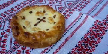 Când și cum se coace pasca de Paște: tradiții vechi, semnificații ascunse și rețeta autentică