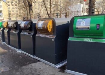 Revoluție la pubele în Iași: gunoiul se aruncă doar cu cardul, iar factura va depinde de cât arunci