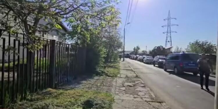 Posibilă evacuare după prăbușirea unor fragmente de dronă în Galați