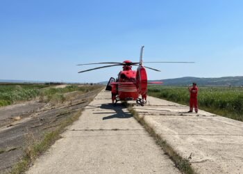 A lovit un polițist și a primit replica pe loc: foc de armă la un scandal din Mureș