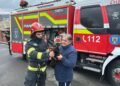 Intervenție de suflet în Vinerea Mare: pompierii ieșeni au salvat o pisică rămasă blocată la 12 metri înălțime, într-un brad