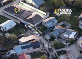 19 percheziții în București și 4 județe din țară pentru destructurarea unei grupări de traficanți. Peste 300.000 de lei obtinuți prin proxenetism