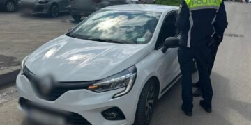 8 șoferi din Iași au rămas ieri fără permise de conducere după o acțiune a Poliției la nivel cu calea ferată. 3 dintre ei nu au oprit nici atunci când barierele erau coborâte