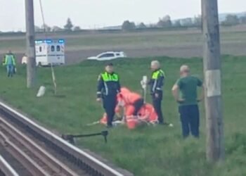 Accident feroviar grav între Pașcani și Lunca Siretului: victimă cu amputații la picioare