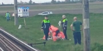 Accident feroviar grav între Pașcani și Lunca Siretului: victimă cu amputații la picioare