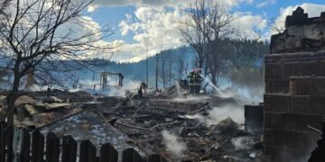 Vrancea | 32 gospodării afectate în urma incendiului din comuna Soveja