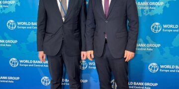 România a început negocierile cu Pfizer și a propus convertirea sumei datorate în medicamente inovatoare