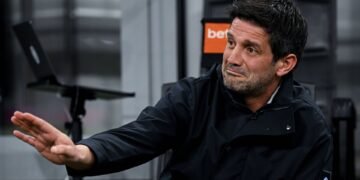 Cristi Chivu, în drum spre primul titlu ca antrenor