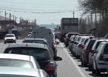 Alomerație pe DN1. Polițiștii recomandă mai multe rute alternative
