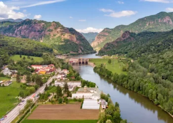 Județul în care tot mai multe familii aleg să se mute la țară. Patru comune sunt în topul preferinţelor