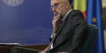 Record la urne și schimbare de putere: Kelemen Hunor îl felicită pe Peter Magyar