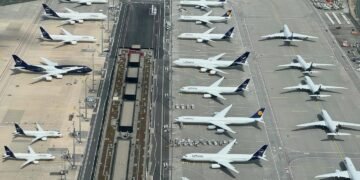 Lufthansa CityLine își încetează operațiunile. Vor fi afectate și zborurile din România