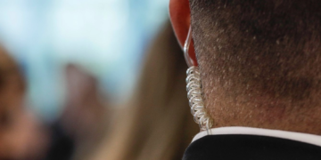 Mașini de 8,6 milioane de lei pentru SPP, în pixul lui Bolojan