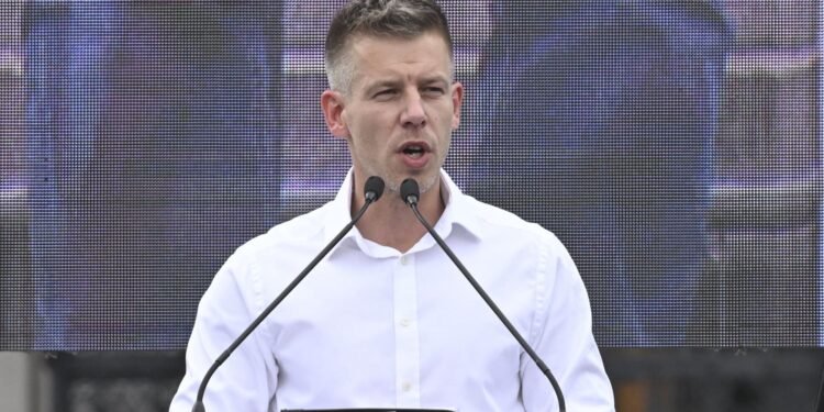 Péter Magyar îi cere demisia președintelui Ungariei și solicită ca Viktor Orbán să acționeze doar ca premier interimar